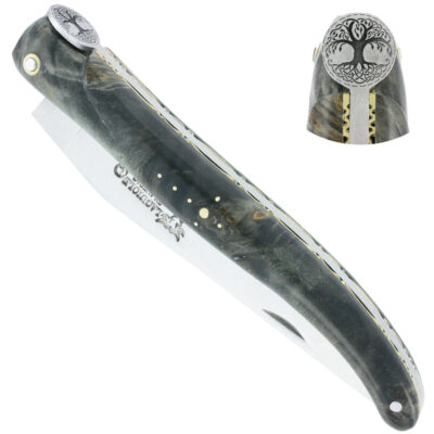 Couteau_Laguiole_en_Aubrac_Plein_Manche_loupe_de_peuplier_mouche_gravure_arbre_de_vie