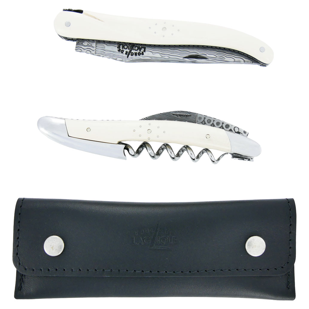 Coffret Duo Prestige Forge de Laguiole Couteau 12cm et Sommelier en coeur d’ivoire de Mammouth blanc Lame Damas Ressort et Platines Guillochées Main